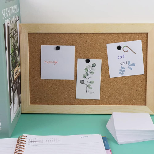 Suporte De Notas Branco Com Notas De Notas Em Branco Cube Si