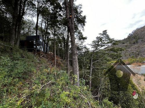 Parcela Con Casa En Futaleufu, 2d 1b, 88/13700m2
