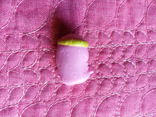 Shopkins Rosa Con Banda Amarilla (Usado)