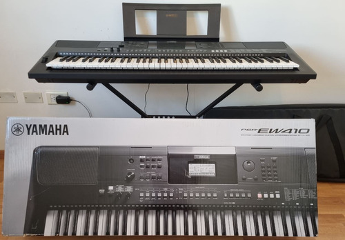 Teclado Musical Yamaha Psr Series Psr-ew410 76 Teclas Negro Negro (Usado)