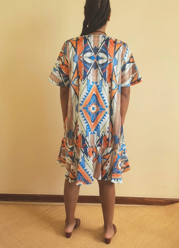 Imagem 5 de 5 de Vestido Feminino Tecido Curto Emilia