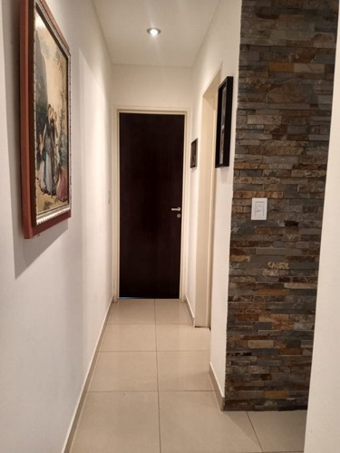 Imagen 4 de 13 de Departamento En Venta De 3 Ambientes C/ Cochera En Monte Grande