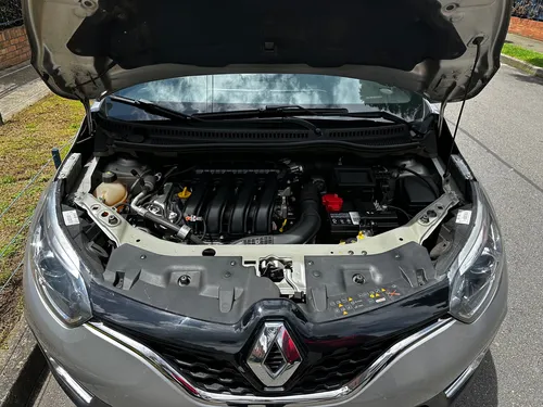 Renault Captur 2.0 Intens Automática