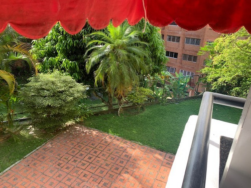 Imagen 18 de 30 de Venta Townhouse 330 M2 Urb. La Cabaña, Los Geranios