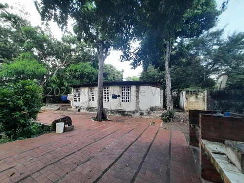 Imagen 12 de 14 de Casa En Venta En Av. Fermin Toro, San Juan De Los Morros.23-16060