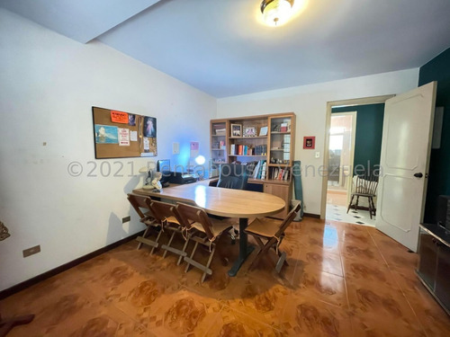 Imagen 2 de 8 de Casa En Venta Mls #22-4695 - Laura Colarusso