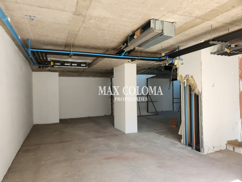 Local Comercial En Suecia Con Lota