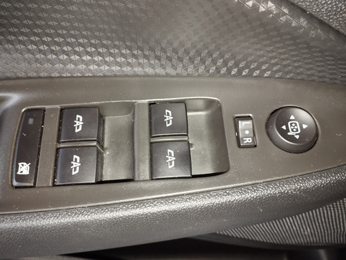 Chevrolet Onix plus 1.0 Ltz Turbo 4p
