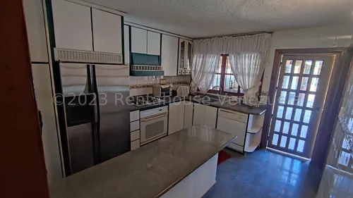Venta De Linda Casa En Pampatar, Conjunto Cerrado. Isla De Margarita. Cao