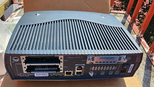 Router Cisco 1751-v Nuevo
