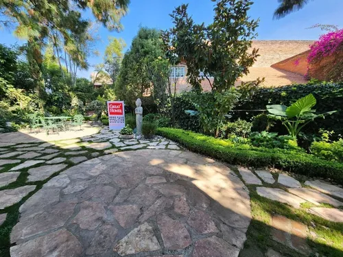 Casa En Venta En Lomas De Reforma En Condominio