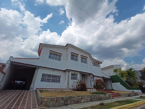 Se Vende Hermosa Casa Colinas De Guataparo Valencia Foc-1308 