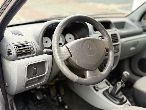 Renault Clio 1.0 16v Campus Get-up Hi-flex 5p