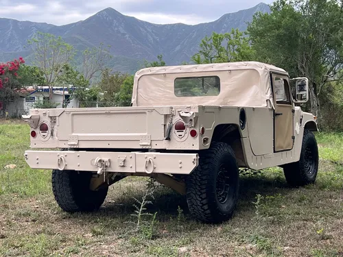 Hummer H1 Pick Up