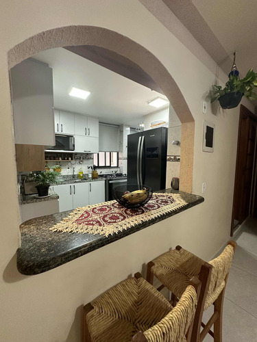 Vendo Apartamento 2 Quartos Santa Rosa Niterói