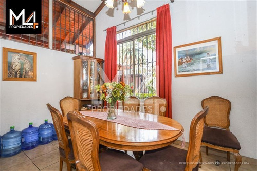 Imagen 9 de 30 de Casa En Venta De 4 Dorm. En La Reina