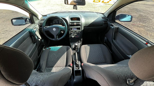 Chevrolet Astra Astra Hatch Advantage 2.0 (Flex)