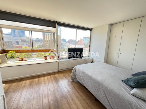 Departamento En Venta De 2 Dorm. En Providencia