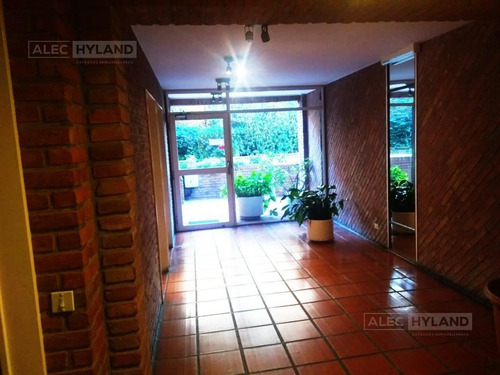 Imagen 2 de 18 de Departamento En Venta- 2 Ambientes - Las Lomas-hiPod./panam.