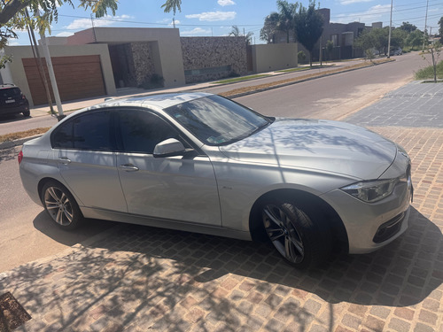 BMW Serie 3 3.0 330i Sedan Sport Line 252cv