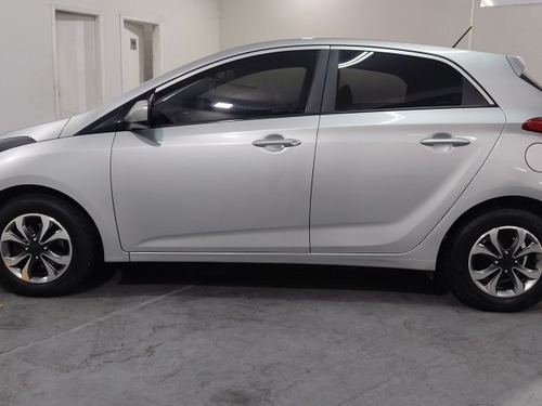 Imagem 14 de 15 de Hb20 1.0 Comfort 12v Flex 4p Manual