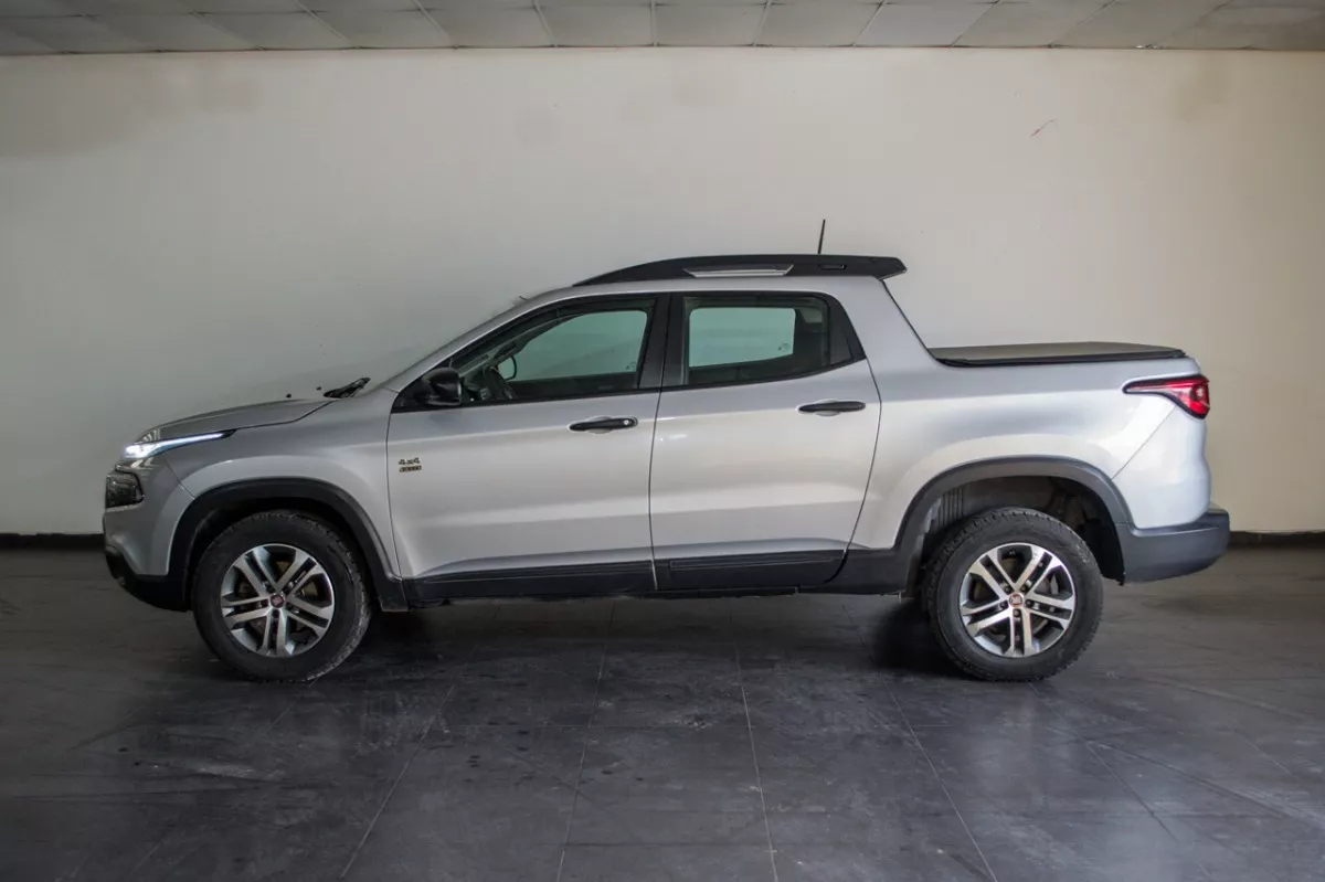 Fiat Toro 2.0 Freedom 4x4 At