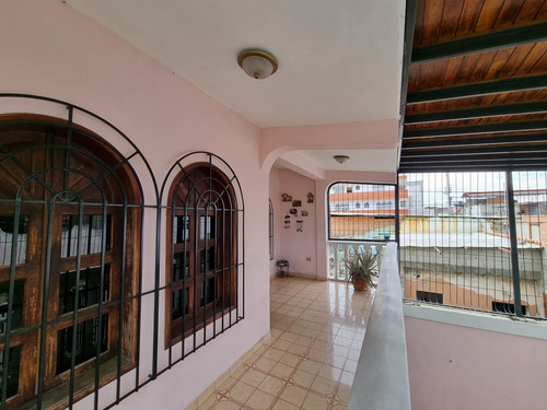 Imagen 25 de 29 de Casa Con Local Comercial En Venta Centro De Baquisimeto #22-8710