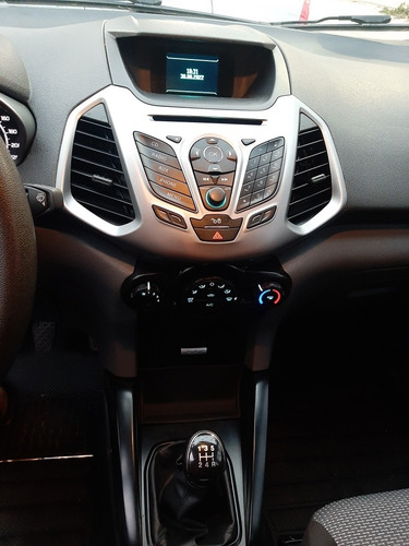 Imagen 14 de 22 de Ford Ecosport 2016 1.6 Se 110cv 4x2