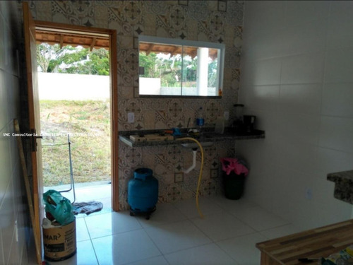 Casa Para Venda Em Maricá, Jardim Atlântico Central (itaipuaçu), 2 Dormitórios, 1 Suíte, 2 Banheiros, 4 Vagas - Iv0443_2-1158935