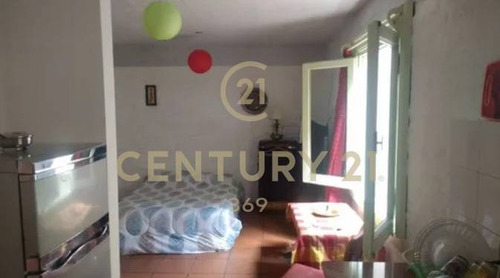 Imagen 4 de 22 de Oportunidad Inversion O Vivienda!! Triplex Ciudad Vieja - 3 Dormitorios
