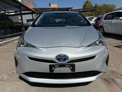 Toyota Prius 1.8 Premium Cvt