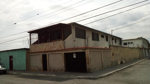 Imagen 9 de 30 de Casa En Venta En Barquisimeto. Zona Centro, Selena Pacheco Tlf. 04245197639. Cód. 22-5124. Lara, Venezuela