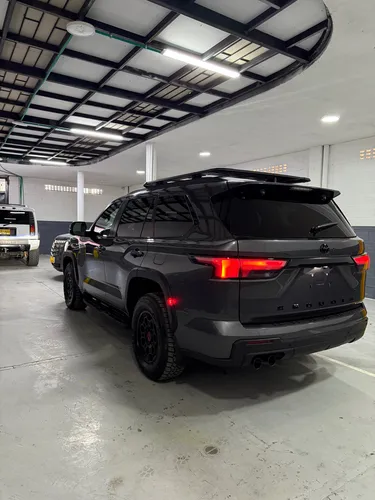 Toyota Sequoia 3.5 V6 Trd Pro