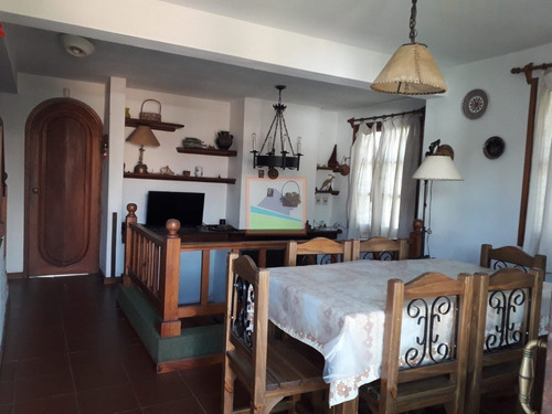 Imagen 6 de 30 de Casa De 4 Dormitorios Y 1/2 En La Paloma Rocha