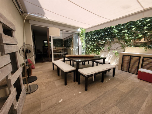 Departamento En Venta Exclusivo De 3d+e+s+ss En Las Condes
