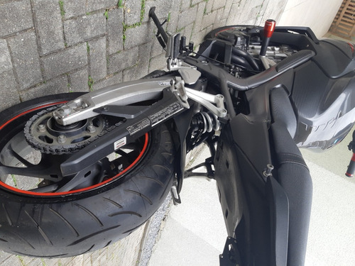 Imagem 2 de 9 de Cb 650f