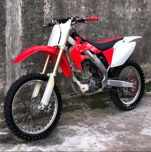 Honda Crf R