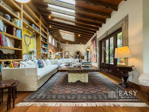 Venta Casa Bosques De Las Lomas, Estilo Rústico Moderno