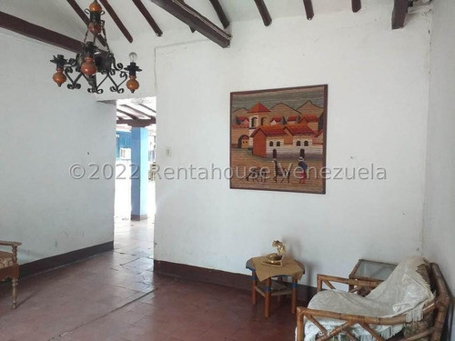 Imagen 13 de 26 de Amplia Y Comoda Casa Colonial, 04120656408 Mls 23-2219