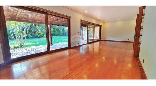 Imagen 4 de 30 de Linda Casa! Impecable! Maravilloso Jardin