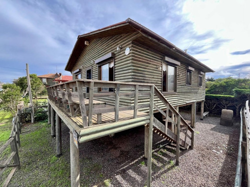 En Venta Casa Amoblada En Los Molles Con Excelente Ubicación