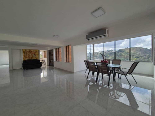 Apartamento Penthouse En Los Naranjos Del Cafetal