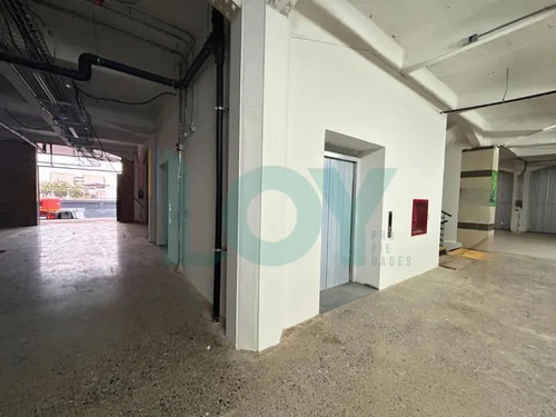 Arriendo Bodega Industrial Barrio Brasil