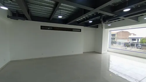 Local Segundo Piso Acabados Modernos