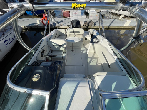 Imagen 21 de 25 de Lancha Canestrari 245 Año 2013 Mercury Verado 250 Hp 400 Hs