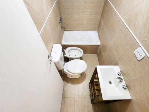 Imagen 13 de 21 de Venta De Departamento En Balvanera