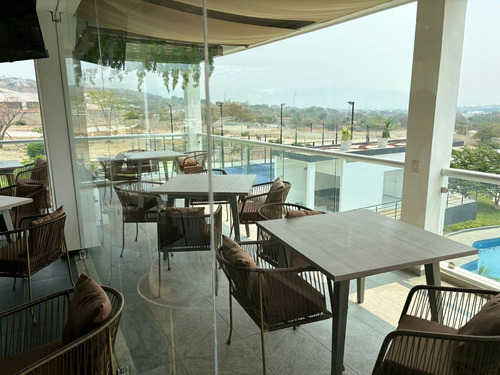 Lote Residencial En Fracc. Oasis Frente A Casa Club