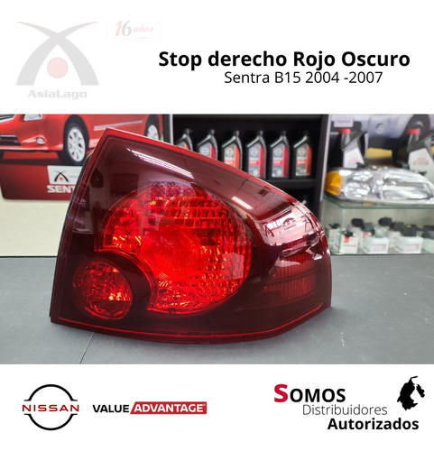 Stop Derecho Rojo Oscuro Nissan Sentra B15 2007