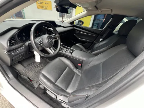Mazda 3 2.0 Touring