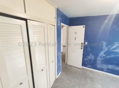 Imagen 18 de 30 de $/$/$/$ Acogedora Casa En Cabudare ++urb. El Trigal ++ Ampliada ++ A Una Cuadra Cc Trigalpa++ Seniat **0412+.056.+03.+76 ** L.t ** /co/-di/-go/ 23-24476